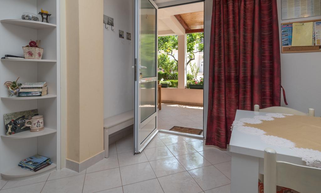Apartments In Trogir Room photo