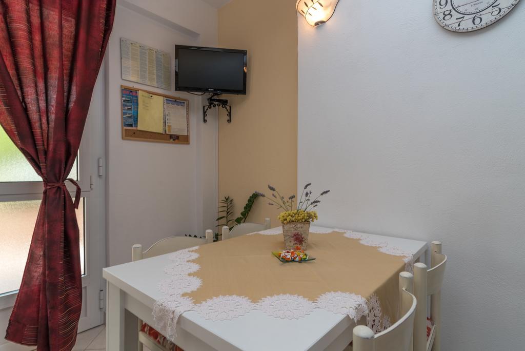 Apartments In Trogir Exterior photo