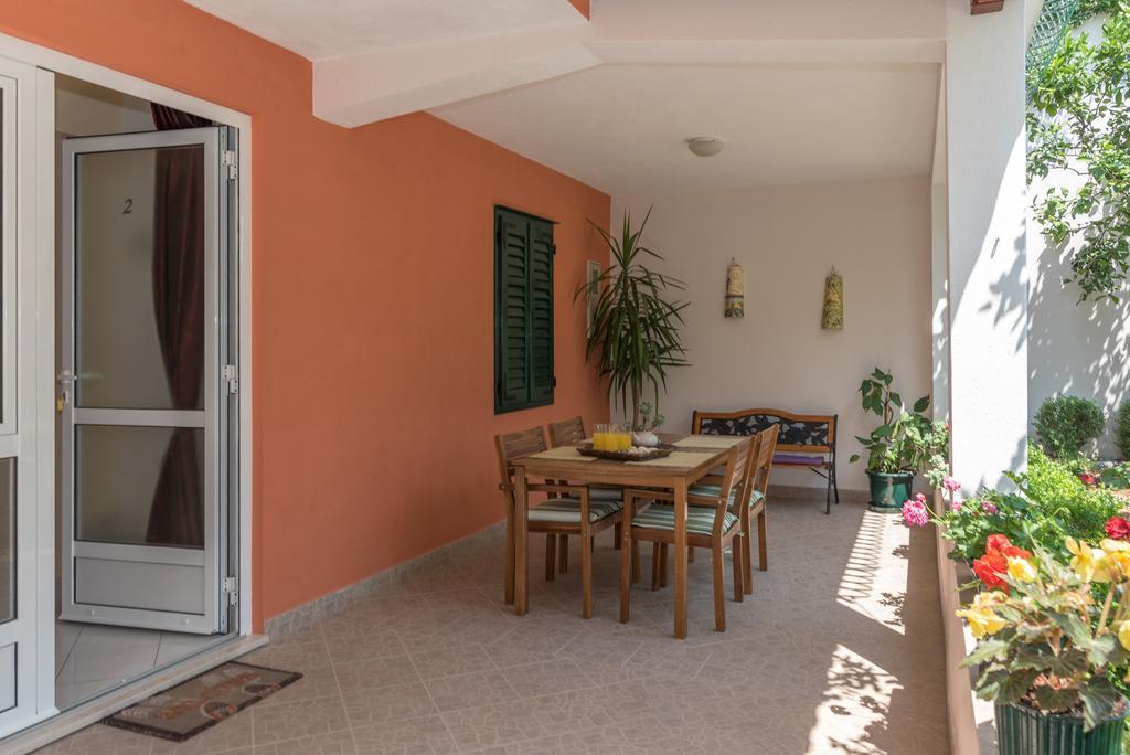 Apartments In Trogir Exterior photo