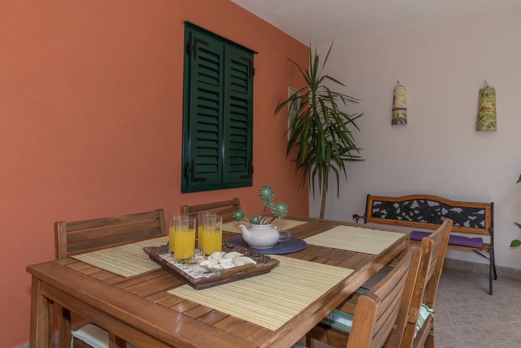 Apartments In Trogir Exterior photo