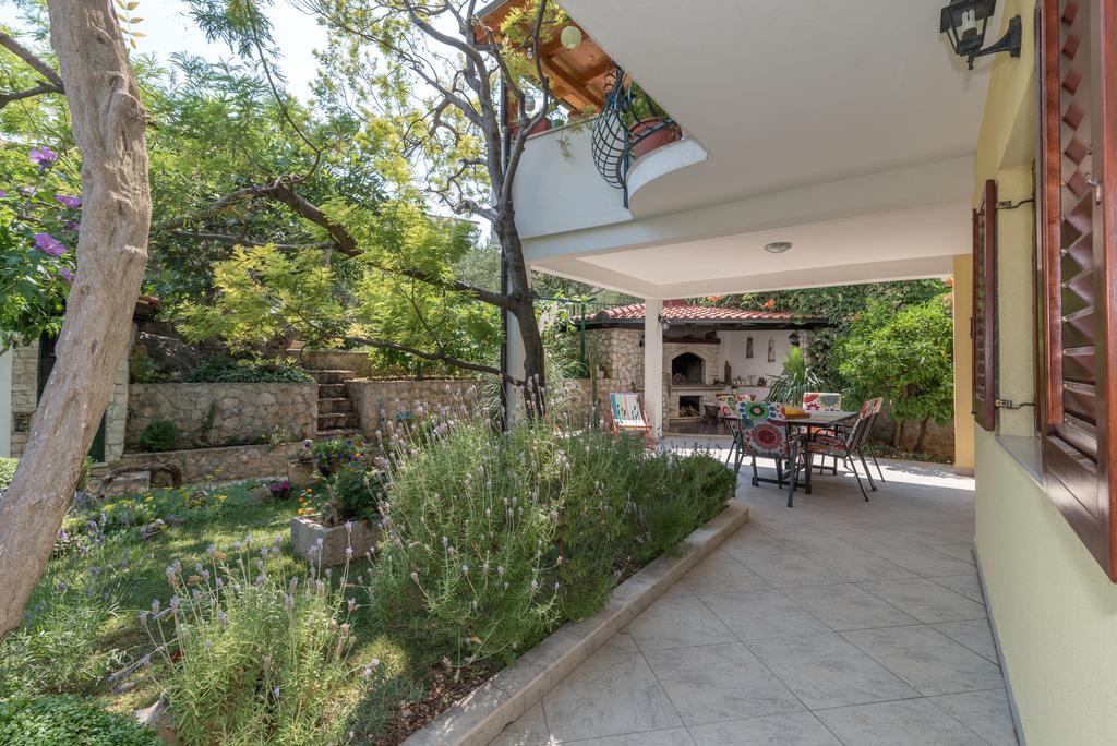 Apartments In Trogir Exterior photo