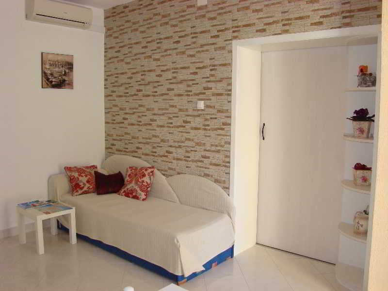 Apartments In Trogir Exterior photo