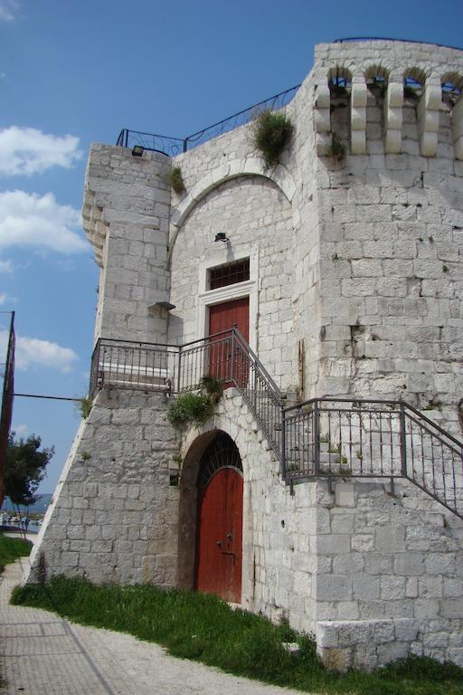 Apartments In Trogir Exterior photo